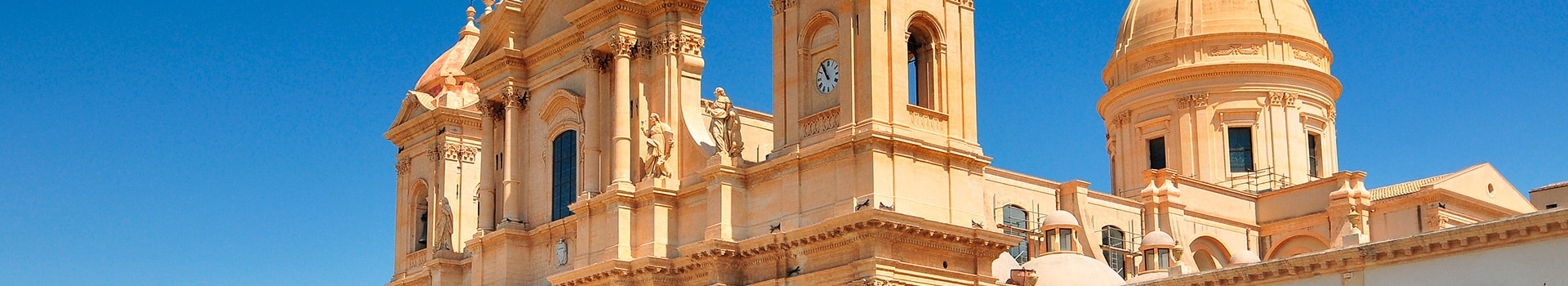 Tour Noto