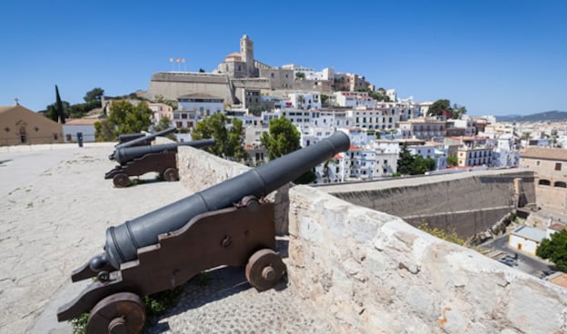 Ibiza: L'isola magica